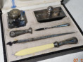 /album/kalamare-pecete-lupy-knihtisk-writing-sets-all/bj-351w325-jpg/